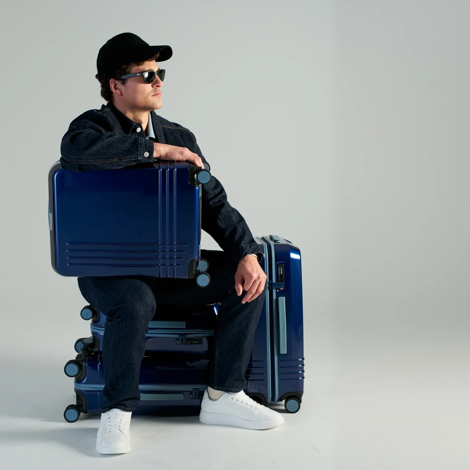 Large Carry-On - Image 21